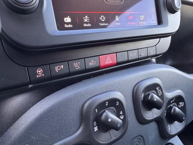 FIAT Panda Cross usata, con Luci diurne