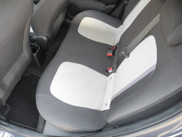 HYUNDAI i10 usata 44