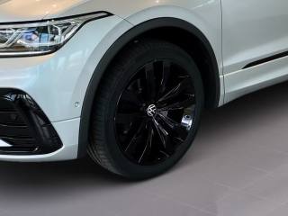 VOLKSWAGEN Tiguan usata, con Autoradio