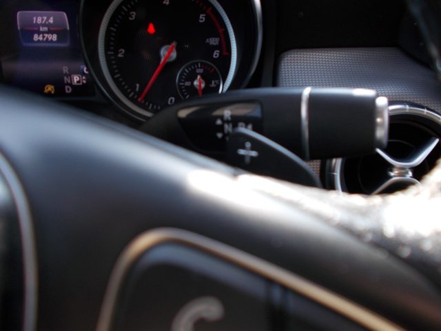 MERCEDES-BENZ CLA 200 usata, con Park Distance Control