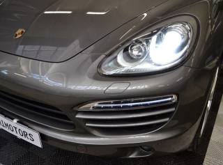 PORSCHE Cayenne usata, con Park Distance Control