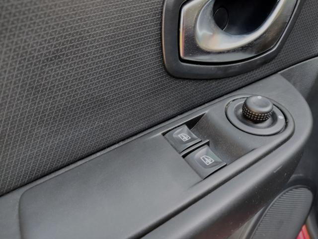 RENAULT Clio usata, con USB