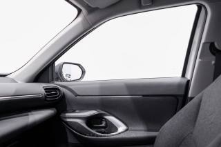 TOYOTA Yaris Cross usata, con Bracciolo
