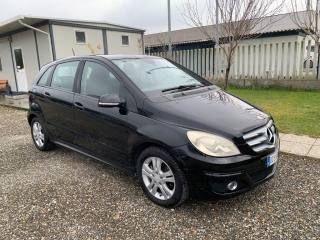 MERCEDES-BENZ B 180 usata, con Airbag laterali