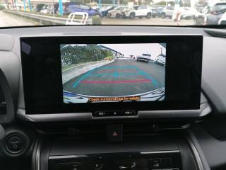 TOYOTA C-HR usata, con Sistema di navigazione