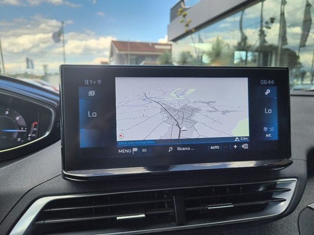 PEUGEOT 3008 usata, con Climatizzatore