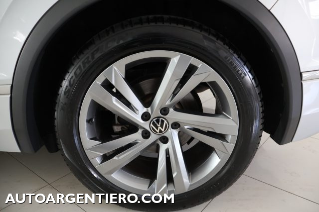 VOLKSWAGEN Tiguan usata, con Autoradio digitale