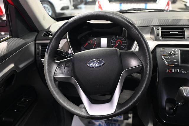 MAHINDRA KUV100 usata, con Park Distance Control