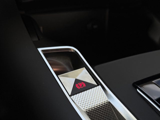 DS AUTOMOBILES DS 7 usata, con Sensori di parcheggio posteriori