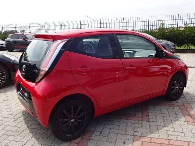 TOYOTA Aygo usata, con Alzacristalli elettrici