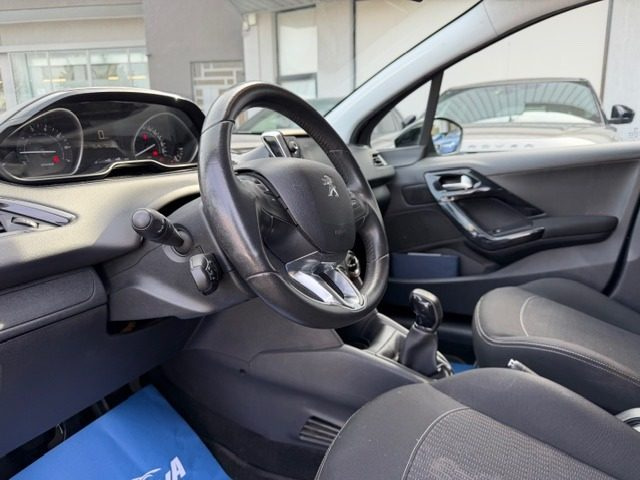 PEUGEOT 208 usata, con Controllo trazione