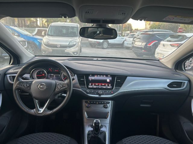 OPEL Astra usata, con Controllo trazione