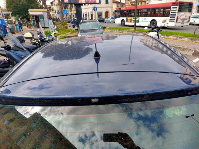 TOYOTA Yaris usata 19