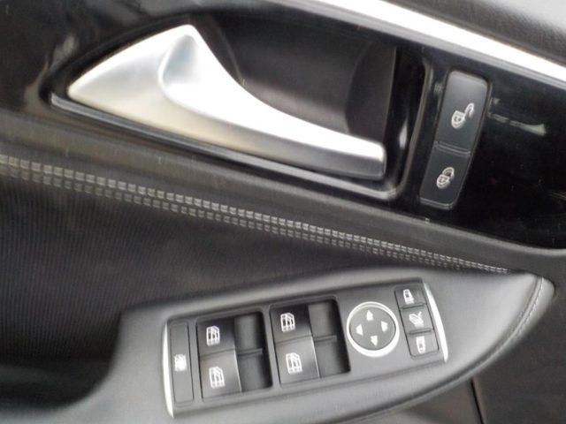 INFINITI Q30 usata 69