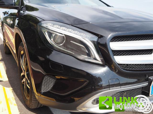 MERCEDES-BENZ GLA 200 usata 41