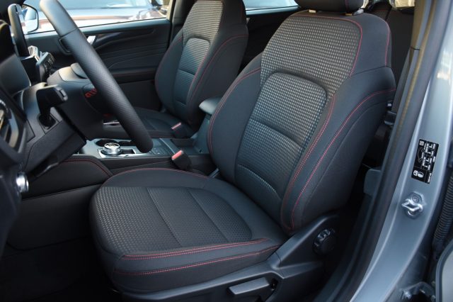 FORD Kuga usata, con Autoradio