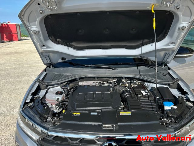 VOLKSWAGEN T-Roc usata, con Autoradio digitale