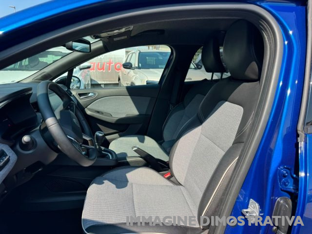 RENAULT Clio usata, con Climatizzatore
