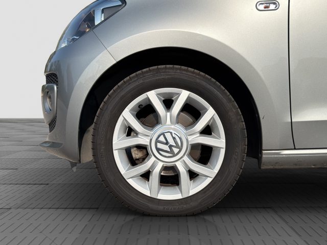 VOLKSWAGEN up! usata 15