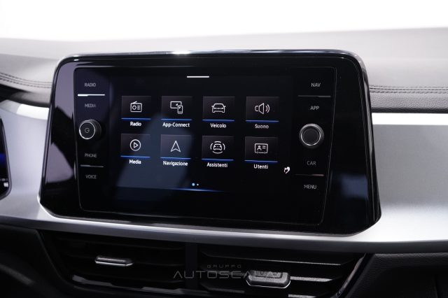 VOLKSWAGEN T-Roc usata, con Sistema di navigazione