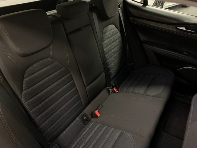 ALFA ROMEO Stelvio usata, con Sistema di navigazione