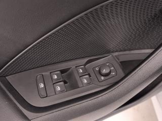 SKODA Octavia usata, con Leve al volante