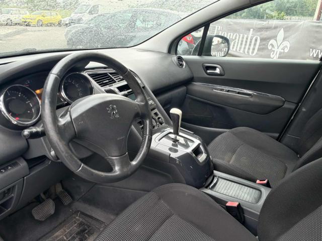 PEUGEOT 5008 usata, con Boardcomputer