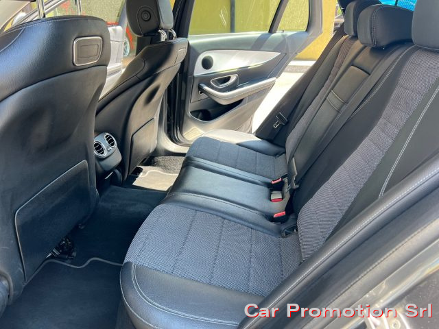 MERCEDES-BENZ E 220 usata, con Cerchi in lega