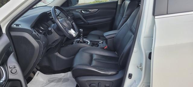 NISSAN X-Trail usata, con Autoradio