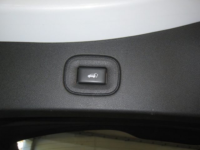 RENAULT Koleos usata, con Regolazione elettrica sedili