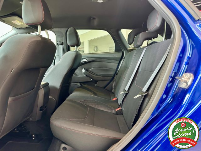 FORD Focus usata, con Sedile posteriore sdoppiato