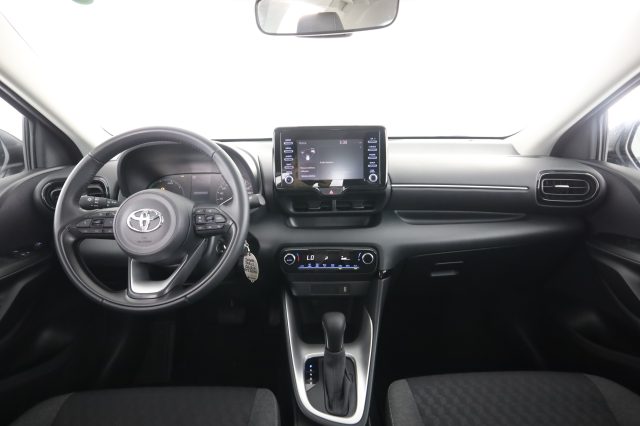 TOYOTA Yaris usata 4