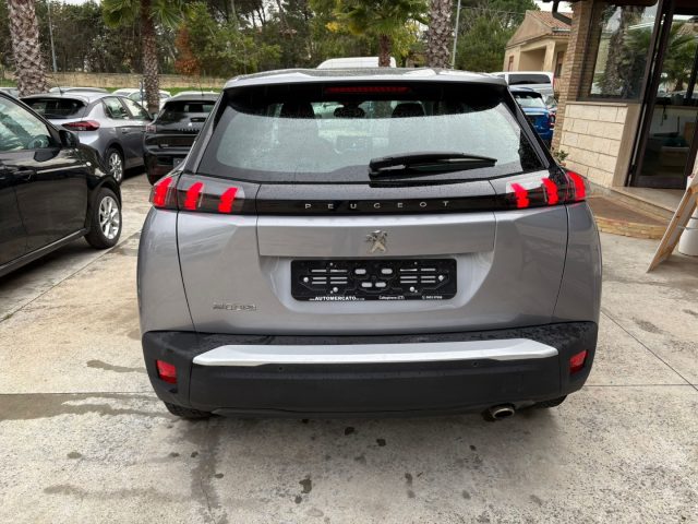 PEUGEOT 2008 usata, con Alzacristalli elettrici