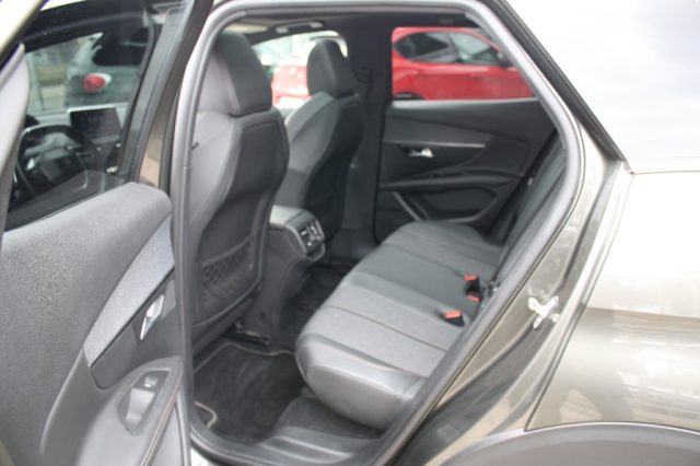 PEUGEOT 3008 usata, con Servosterzo