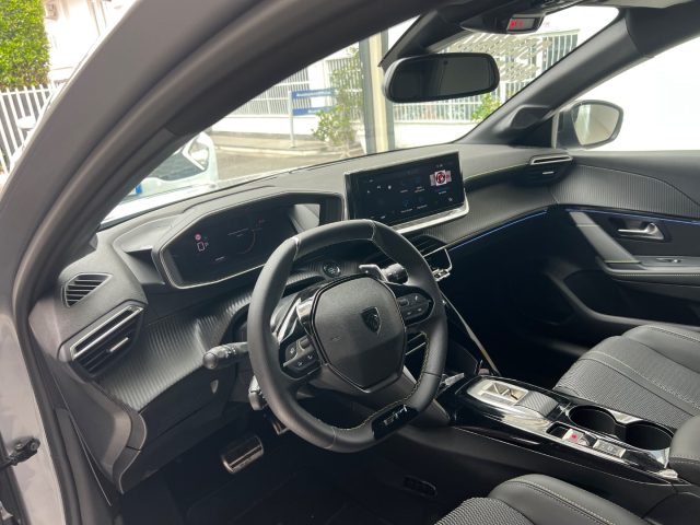 PEUGEOT 208 usata, con Fari direzionali