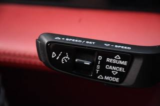 PORSCHE Taycan usata, con Frenata d