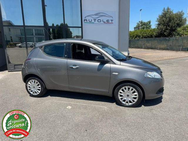 LANCIA Ypsilon usata, con Controllo trazione