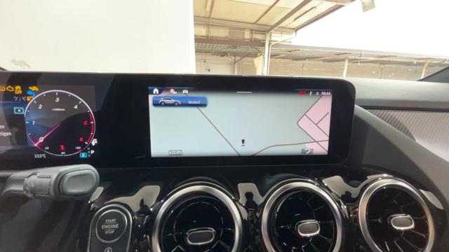MERCEDES-BENZ GLA 200 usata, con Controllo automatico clima