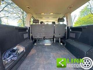 VOLKSWAGEN Caravelle usata, con Portapacchi