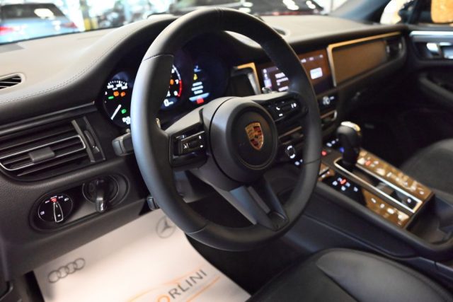 PORSCHE Macan usata 241