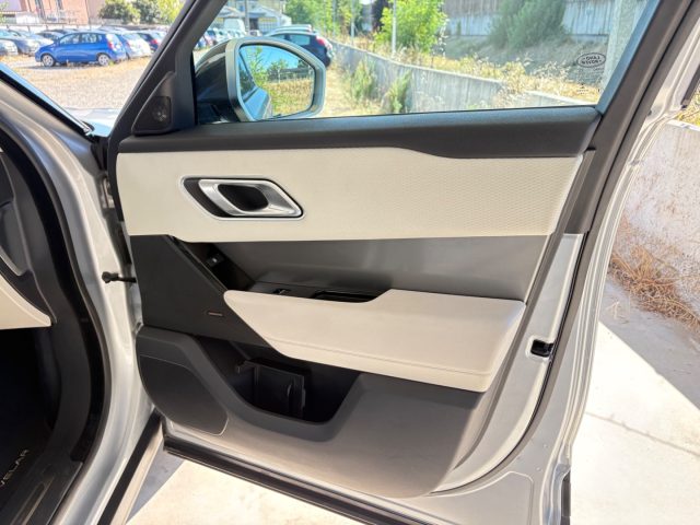 LAND ROVER Range Rover Velar usata, con Controllo elettronico della corsia