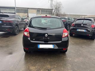 RENAULT Clio usata, con Alzacristalli elettrici