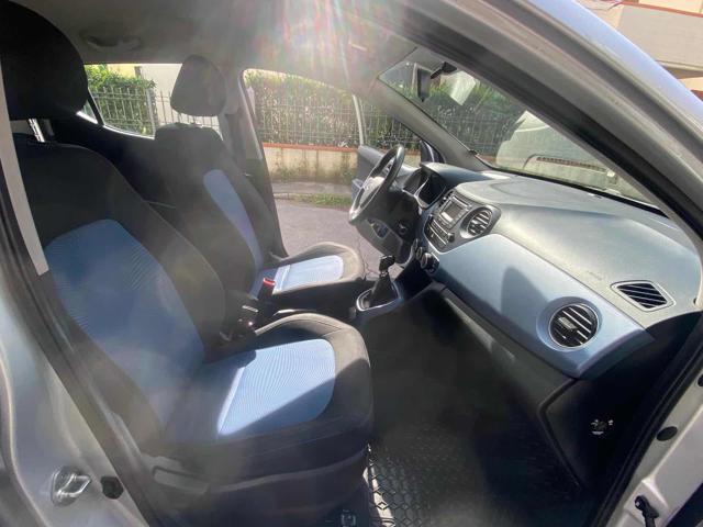 HYUNDAI i10 usata 10