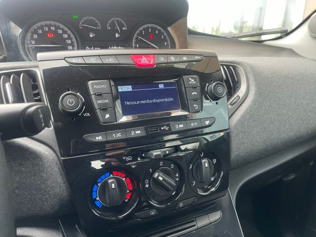 LANCIA Ypsilon usata, con Bluetooth