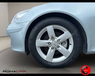 MERCEDES-BENZ SLK 200 usata, con Bracciolo