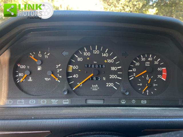 MERCEDES-BENZ 200 usata 29