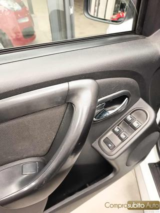 DACIA Duster usata 27