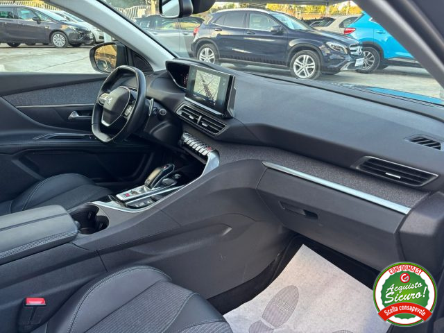 PEUGEOT 5008 usata, con Sistema di navigazione