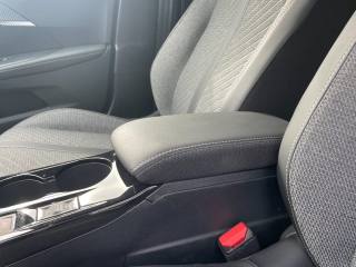 PEUGEOT 2008 usata, con Sedili sportivi