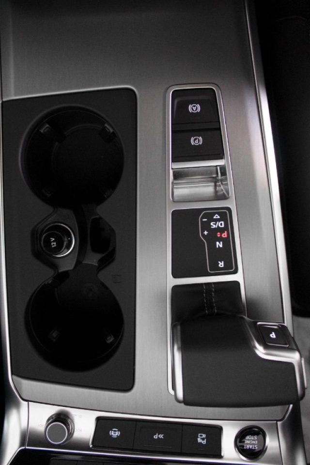 AUDI A6 usata, con Autoradio